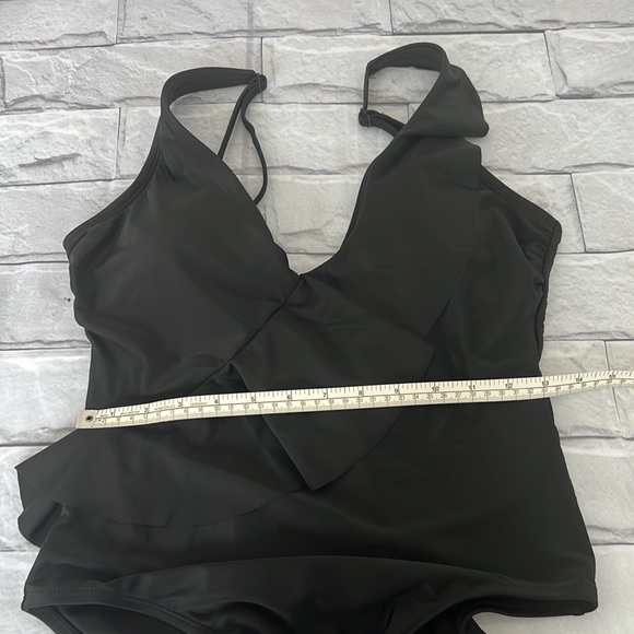 Kona sol asymmetrical ruffle high coverage black one piece swimsuit - Picture 8 of 8